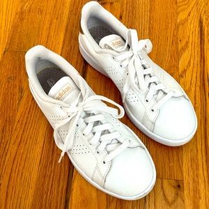 Adidas White Advantage Sneaker size 8.5